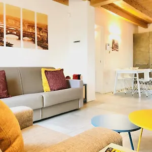 Stepandgo Navigli شقة